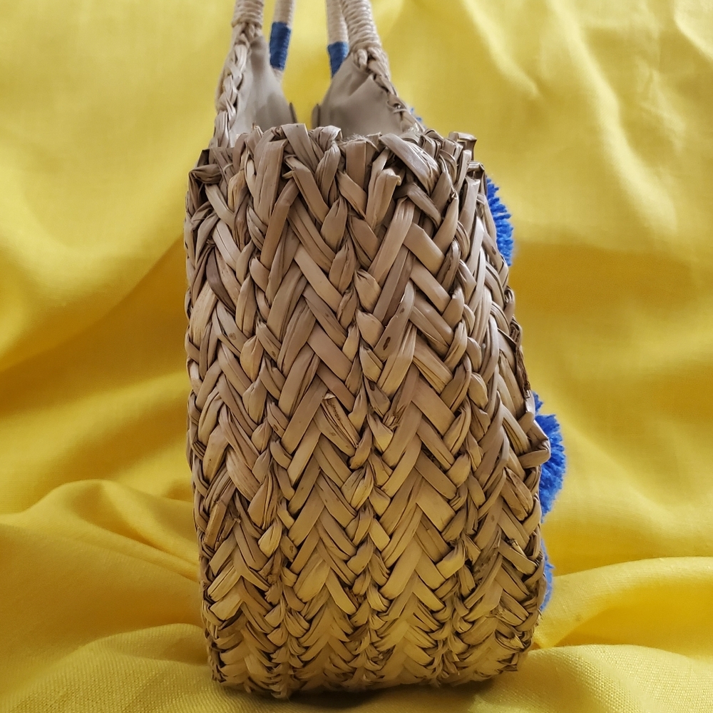 Straw Bag - Picture 4 of 10